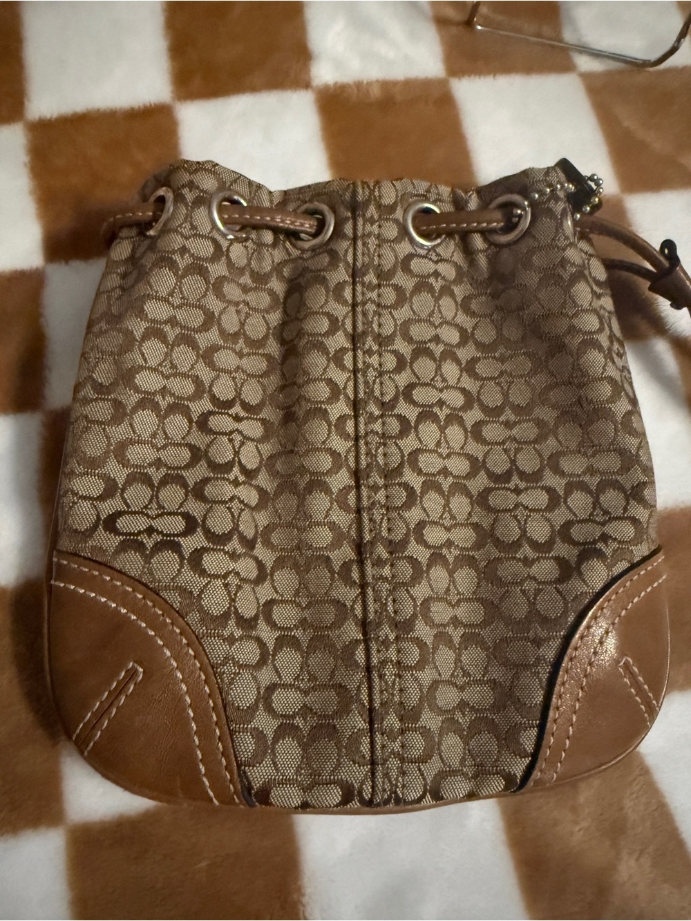 Coach Soho Signature Mini Drawstring Bucket Bag Wristlet Pouch RARE Vintage Y2K - Picture 6 of 16